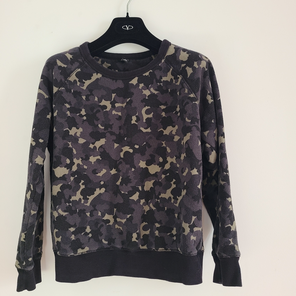 Uniqlo Women's Camouflage Sweatshirt - Black and Olive 100% Cotton